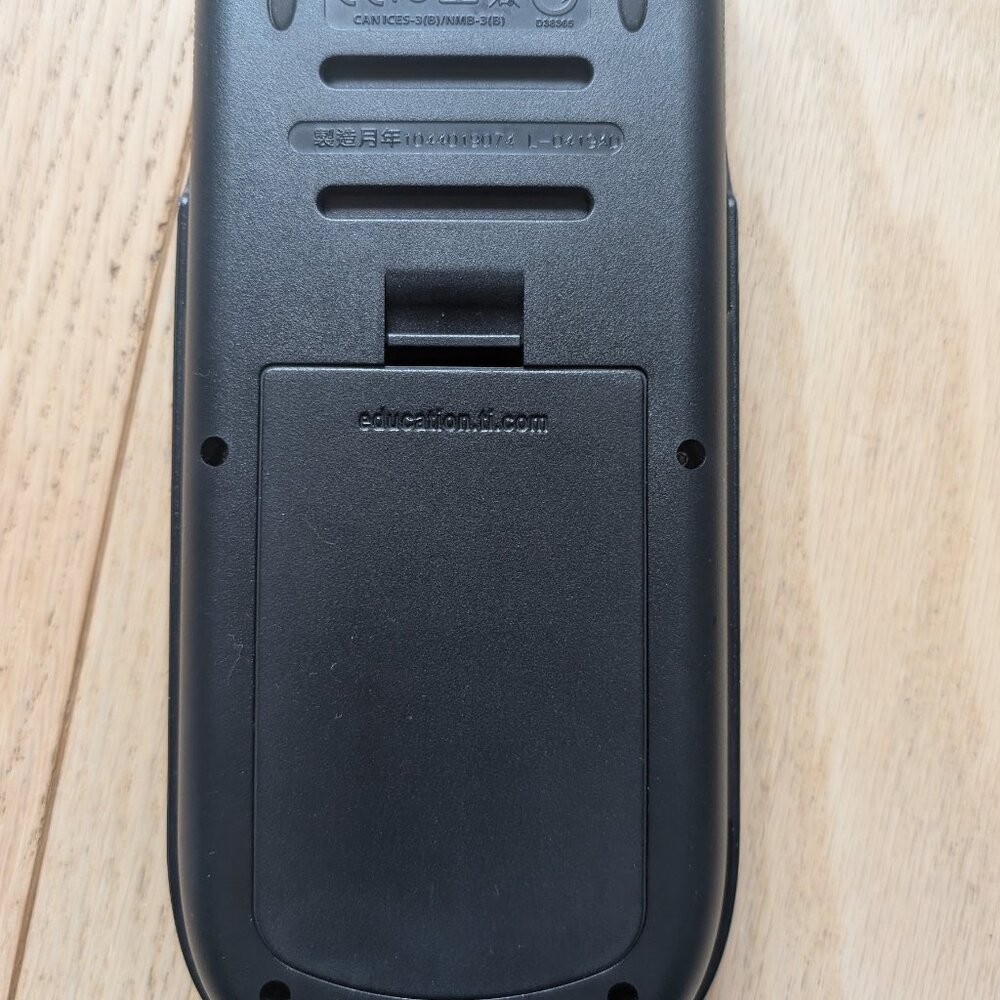 Texas Instruments TI-84 Plus - Picture 5 of 5